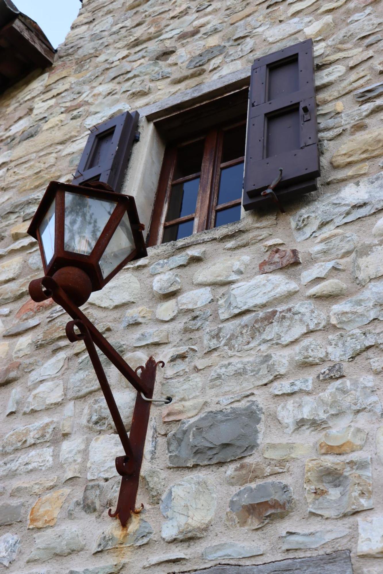 Castello Di Viano Villa Exterior photo